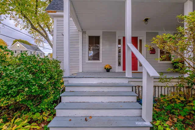 $499,000 | 10 Whitehall Avenue, South Portland, ME 04106