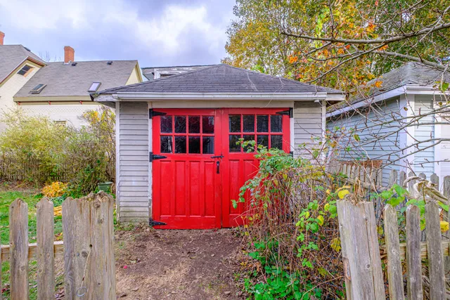 $499,000 | 10 Whitehall Avenue, South Portland, ME 04106