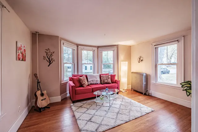 $499,000 | 10 Whitehall Avenue, South Portland, ME 04106