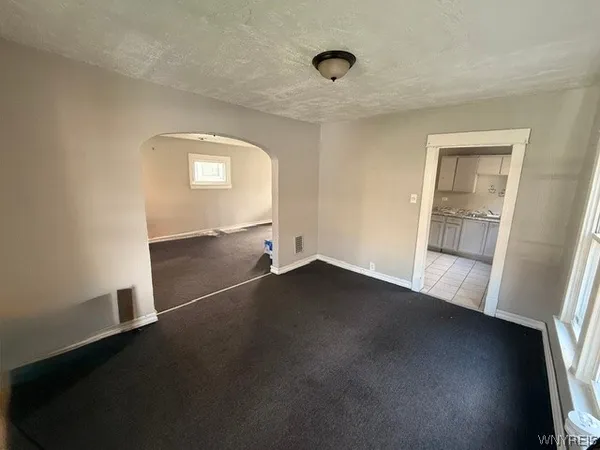 $1,500 | 140 Parkridge Avenue, Buffalo, NY 14215