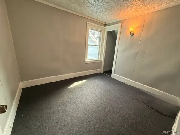 $1,500 | 140 Parkridge Avenue, Buffalo, NY 14215