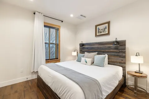 $389,900 | 612 21st Avenue North, Unit 411, Nashville, TN 37203