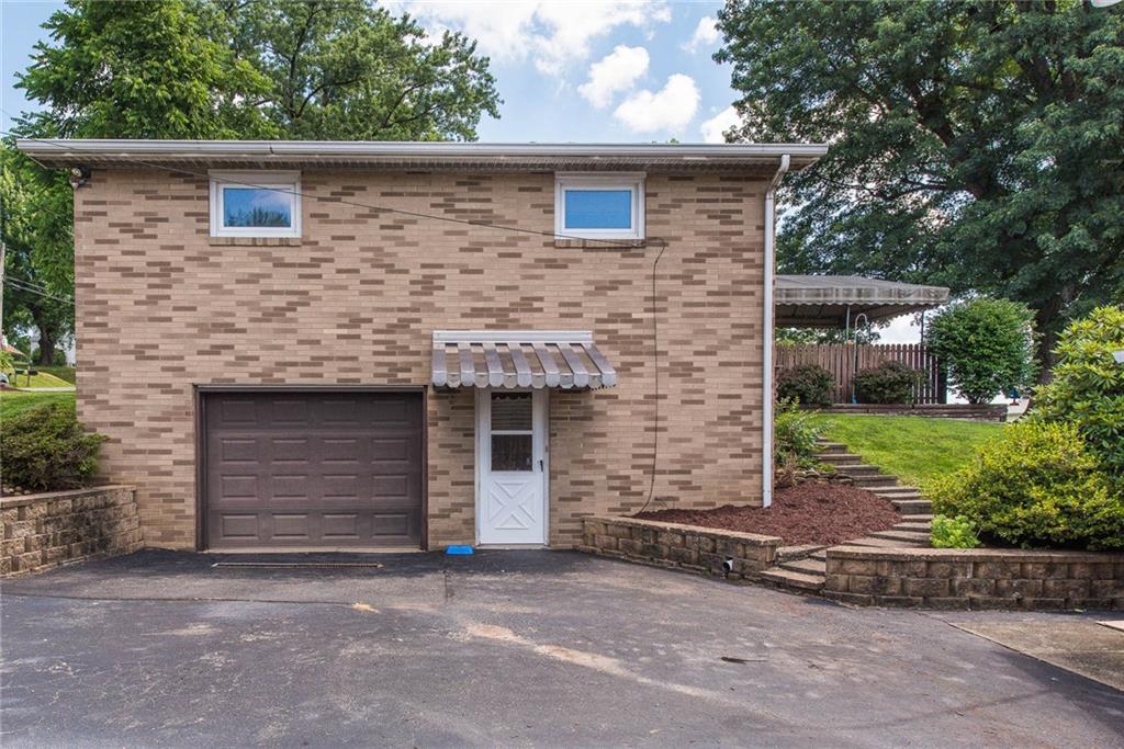 129 Goodview Drive Apollo, PA 15613 - Photo 3 of 24 Gallery Image 3