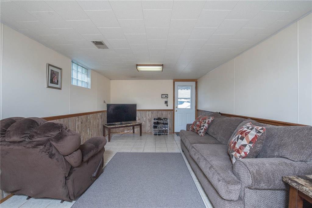 129 Goodview Drive Apollo, PA 15613 - Photo 21 of 24 Gallery Image 21