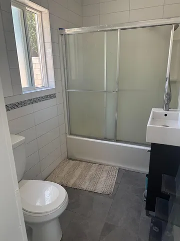 $780,000 | 5124 Walnut Avenue, Sacramento, CA 95841