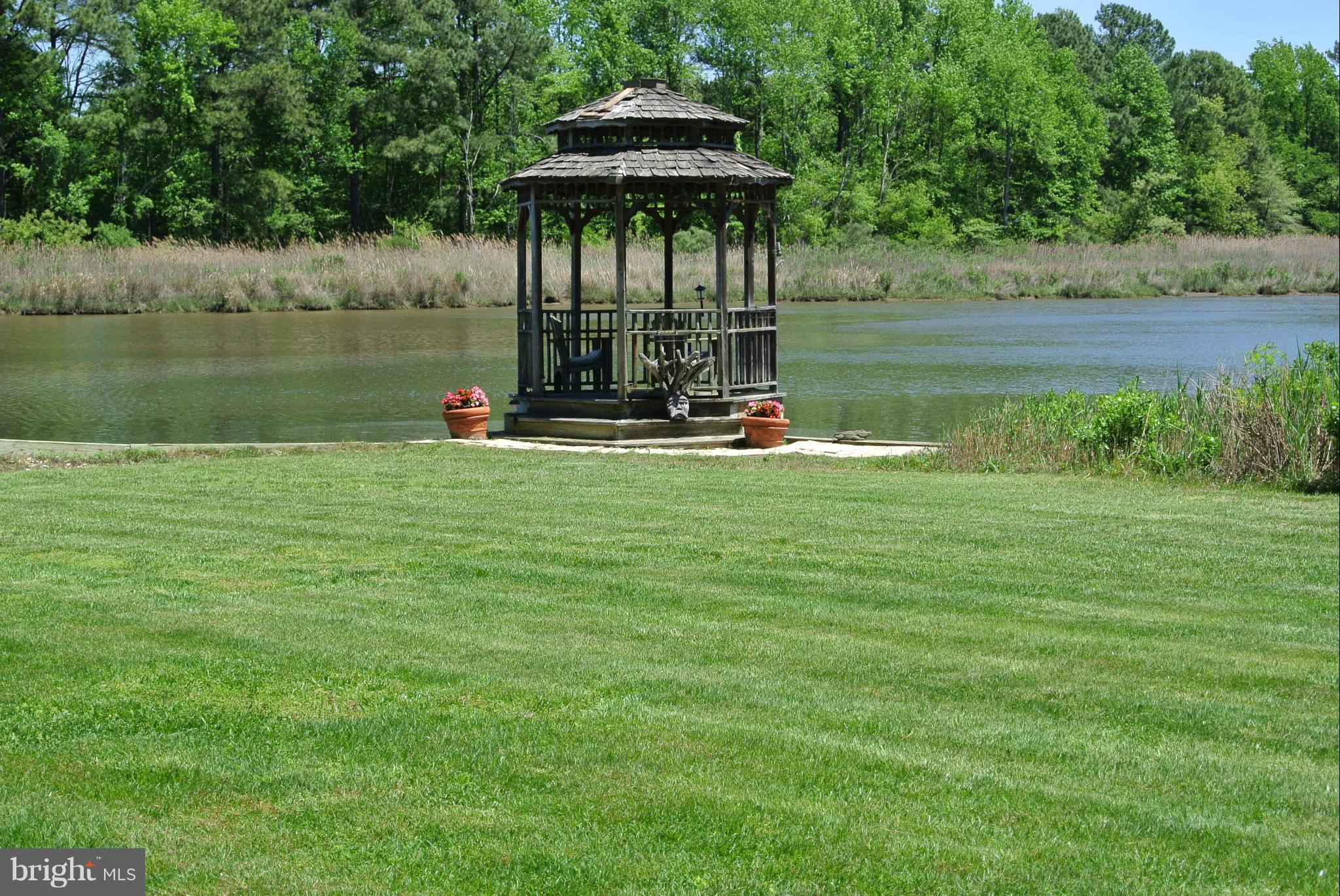 12250 Potomac View Road Newburg, MD 20664 - Photo 22 of 30 Gazebo