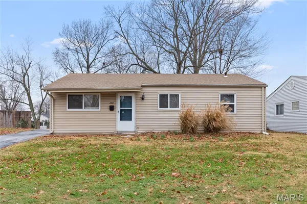 $1,600 | 2265 Grants Parkway, Florissant, MO 63031