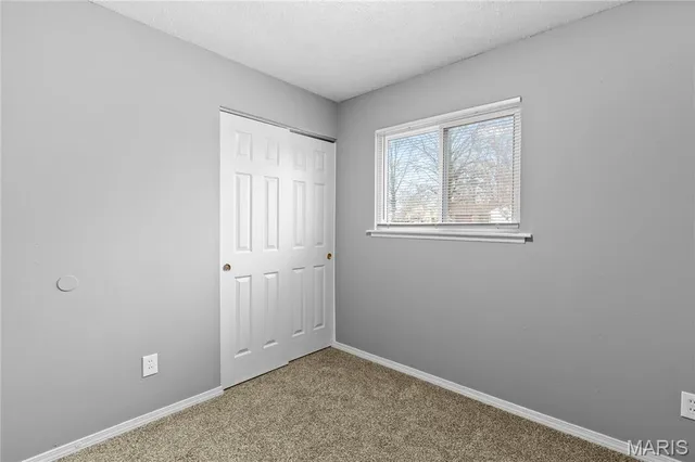 $1,600 | 2265 Grants Parkway, Florissant, MO 63031