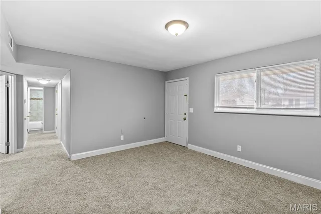 $1,600 | 2265 Grants Parkway, Florissant, MO 63031