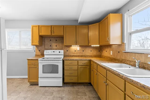 $1,600 | 2265 Grants Parkway, Florissant, MO 63031