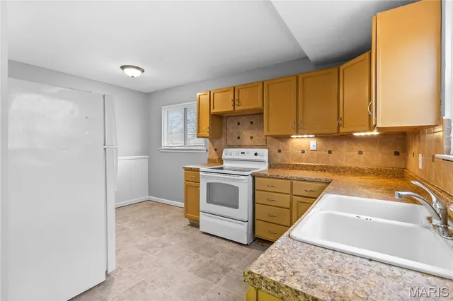 $1,600 | 2265 Grants Parkway, Florissant, MO 63031