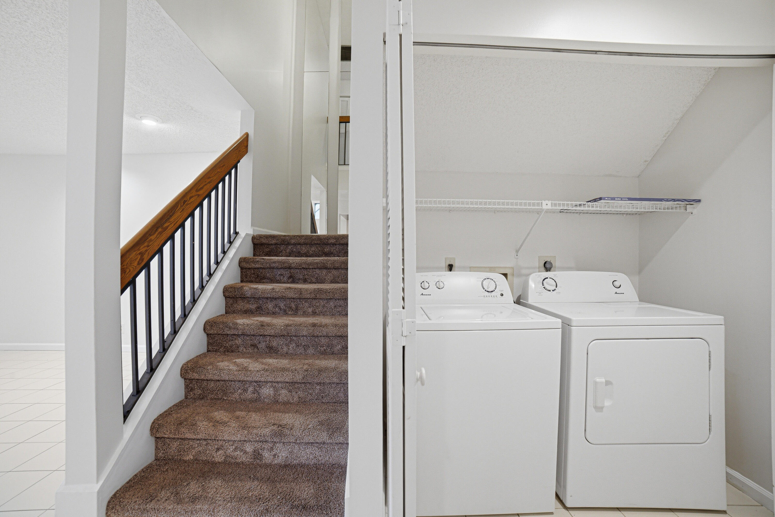 5529 Ilford Court Boca Raton, FL 33486 - Photo 12 of 22 Laundry