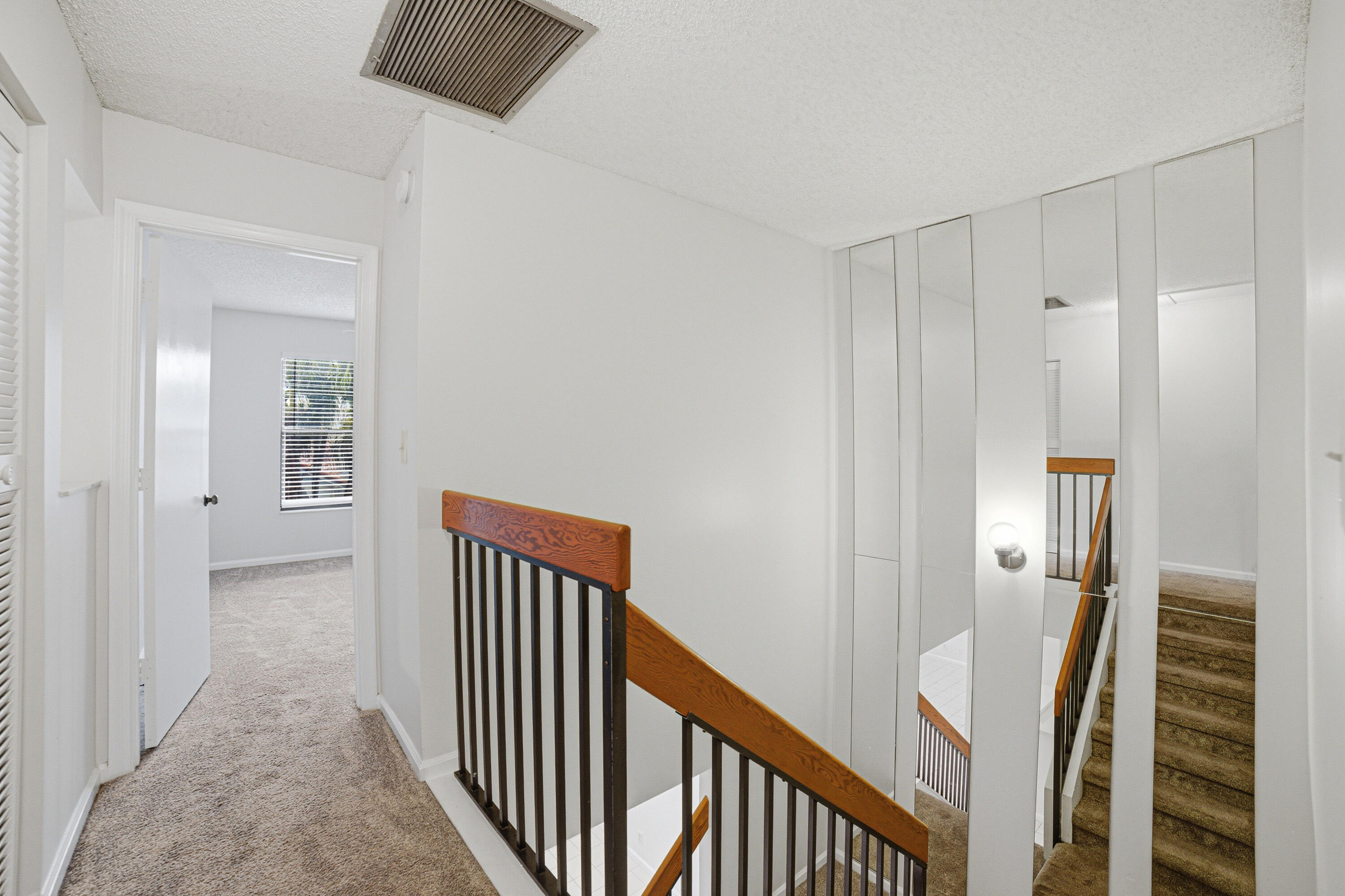5529 Ilford Court Boca Raton, FL 33486 - Photo 13 of 22 Upstairs Hallway