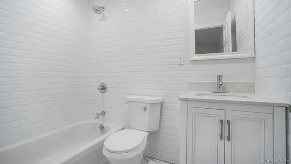 $1,100,000 | 332 Underhill Avenue | Harding Park
