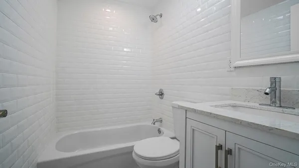 $1,100,000 | 332 Underhill Avenue | Harding Park