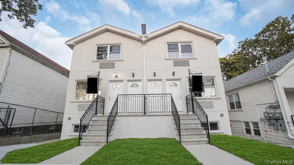$1,100,000 | 332 Underhill Avenue | Harding Park