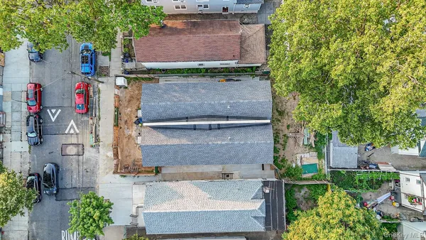 $1,100,000 | 332 Underhill Avenue | Harding Park