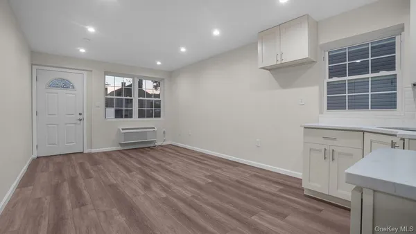 $1,100,000 | 332 Underhill Avenue | Harding Park