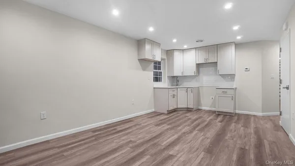 $1,100,000 | 332 Underhill Avenue | Harding Park