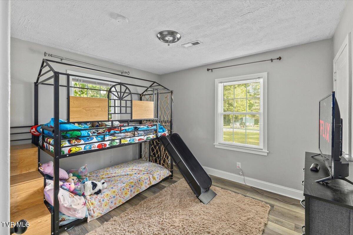 4032 Ridge Road Kingsport, TN 37660 - Photo 8 of 35 08-128A1191