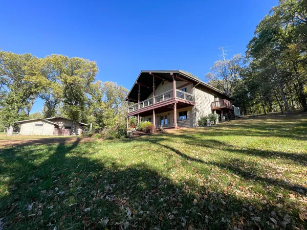 $640,000 | 27392 Oak Point Road, Elbow Lake, MN 56531