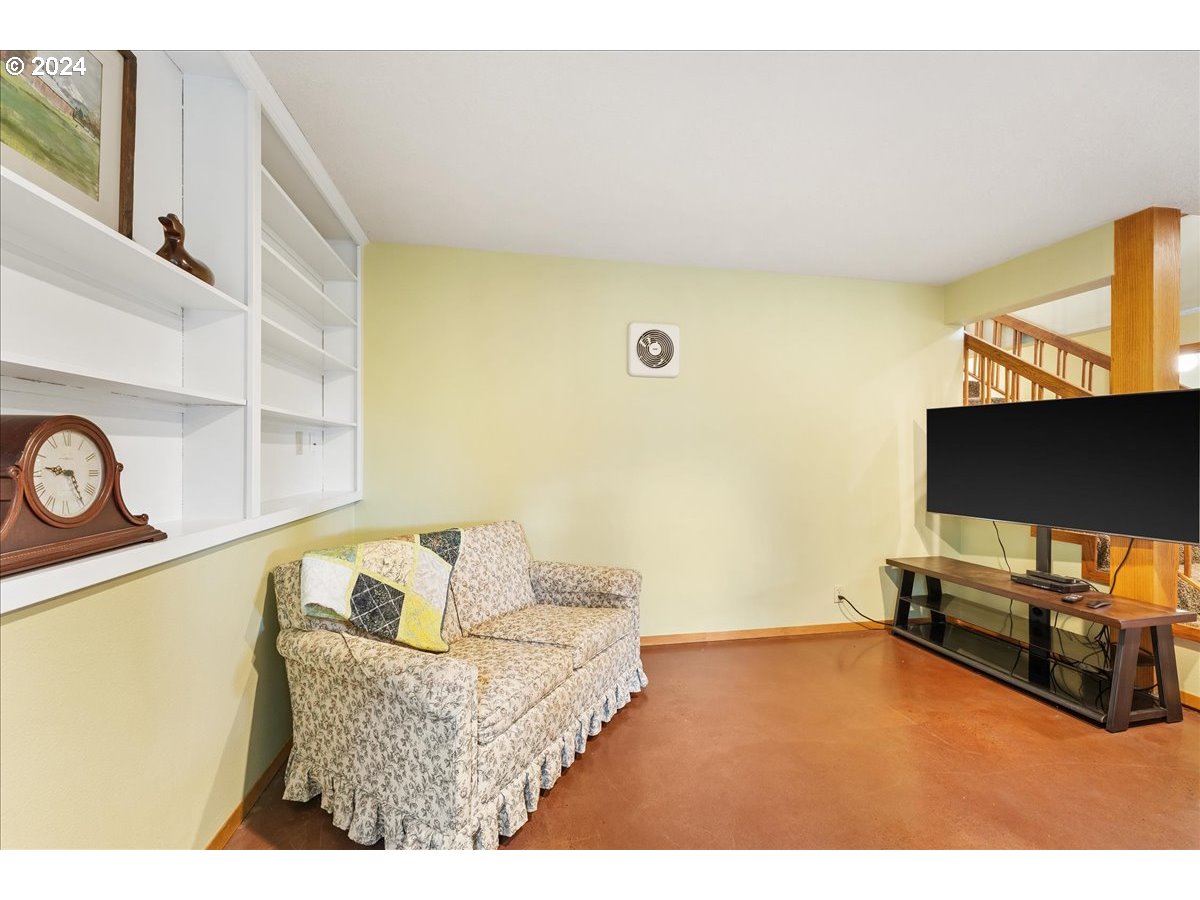 16611 Southeast Tong Road Damascus, OR 97089 - Photo 21 of 48