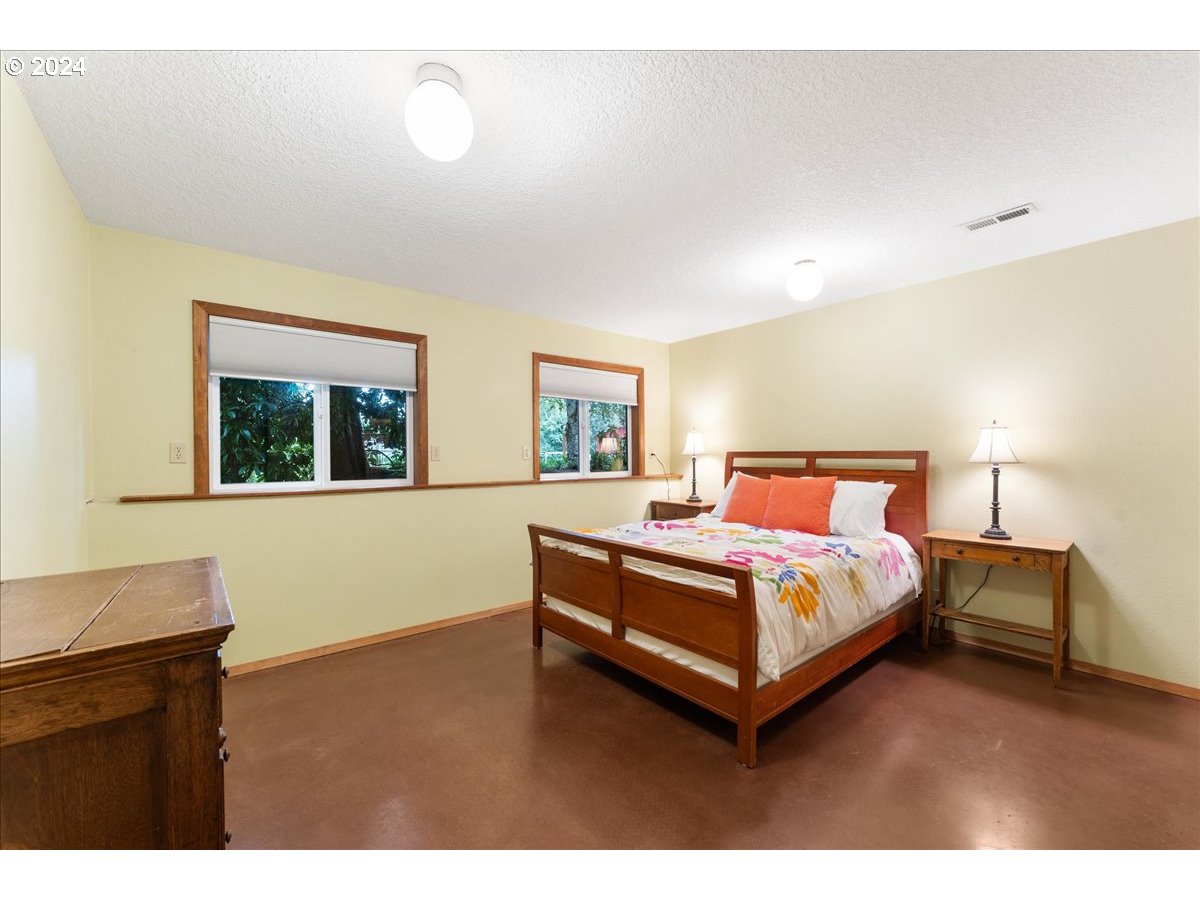 16611 Southeast Tong Road Damascus, OR 97089 - Photo 26 of 48