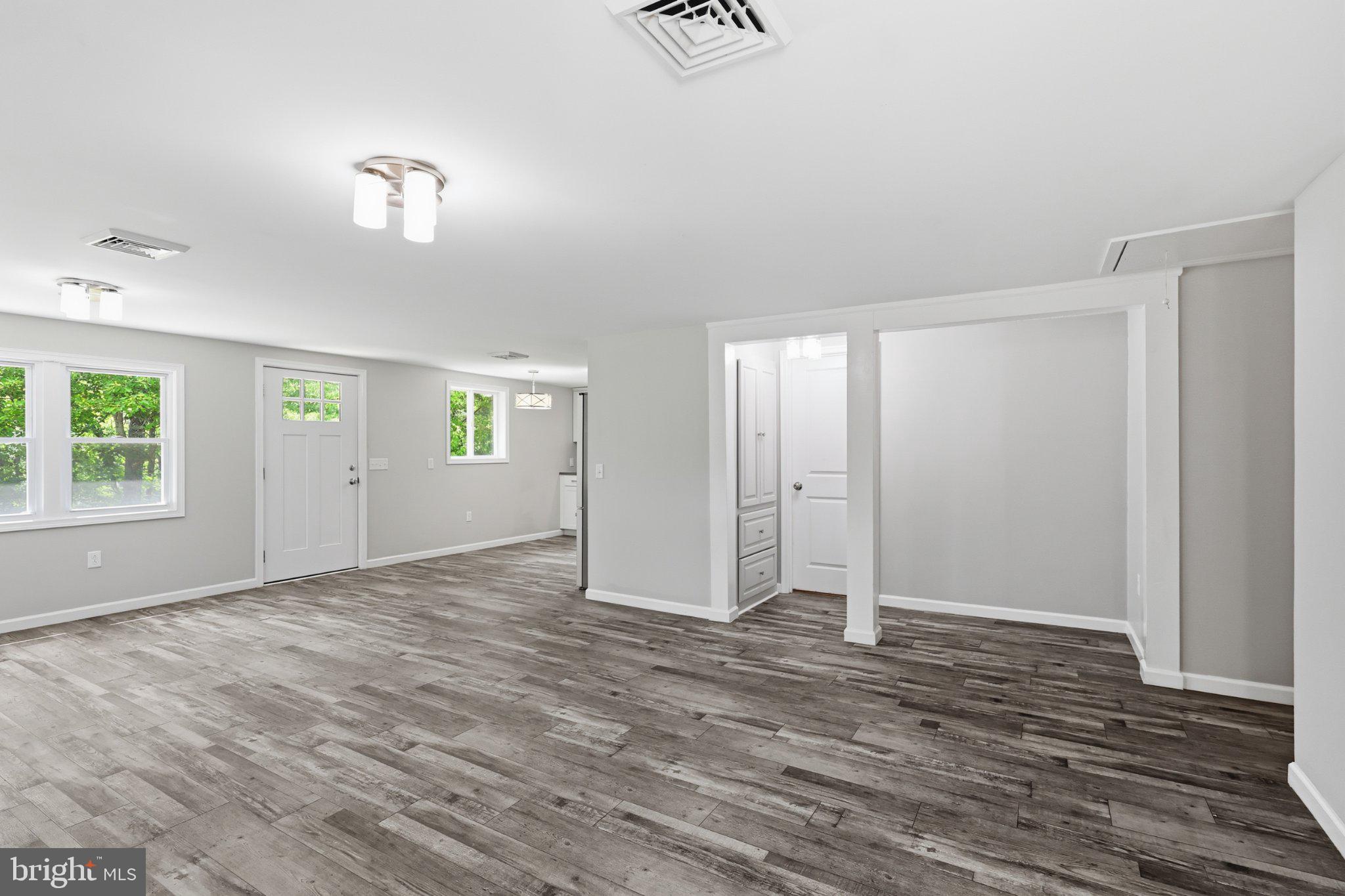 125 Ashland Drive Ridgeley, WV 26753 - Photo 4 of 41 Bright and airy open space awaits.