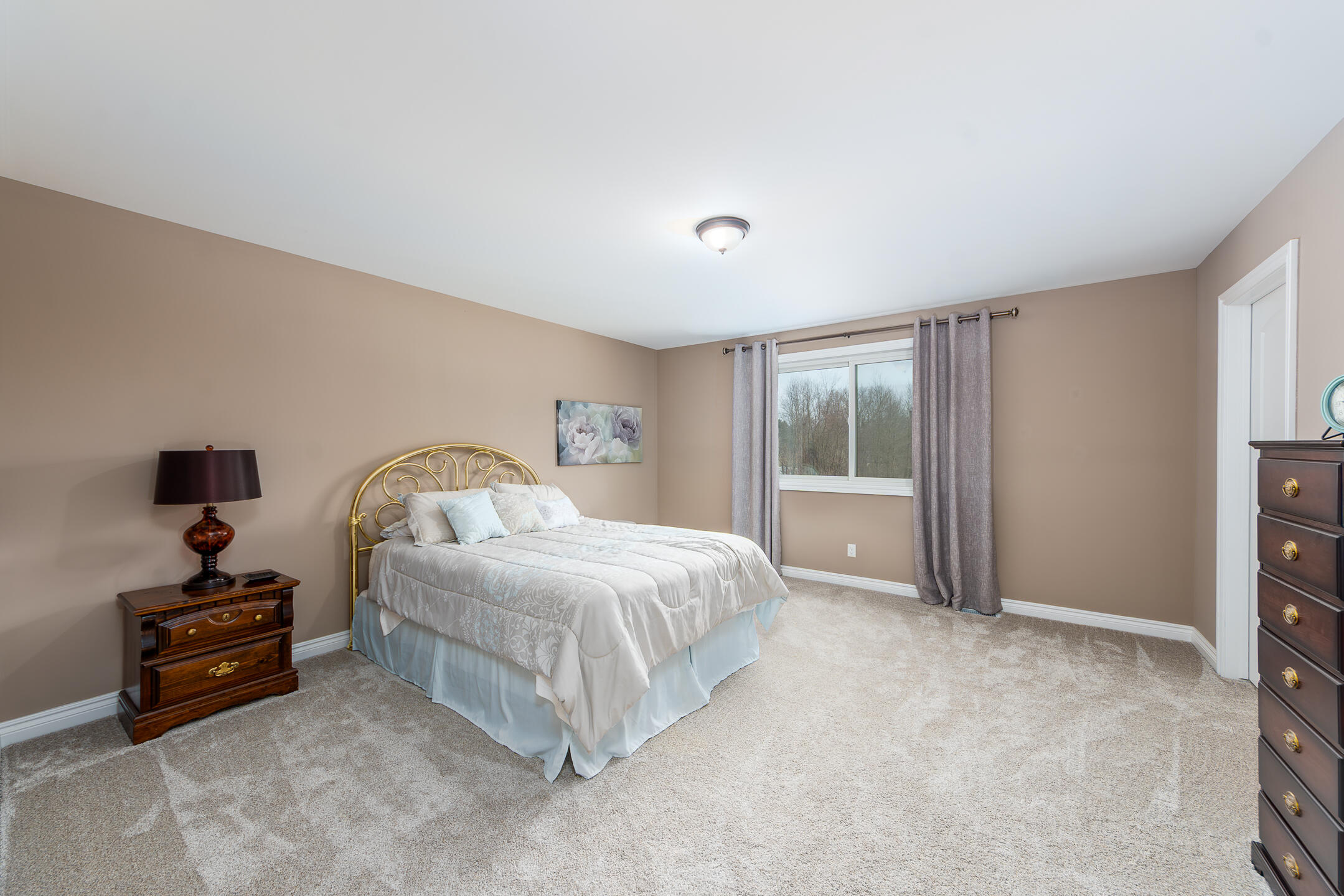 575 East Maple Road Milford, MI 48381 - Photo 32 of 44 The Benefit of this Milford SFH (28)