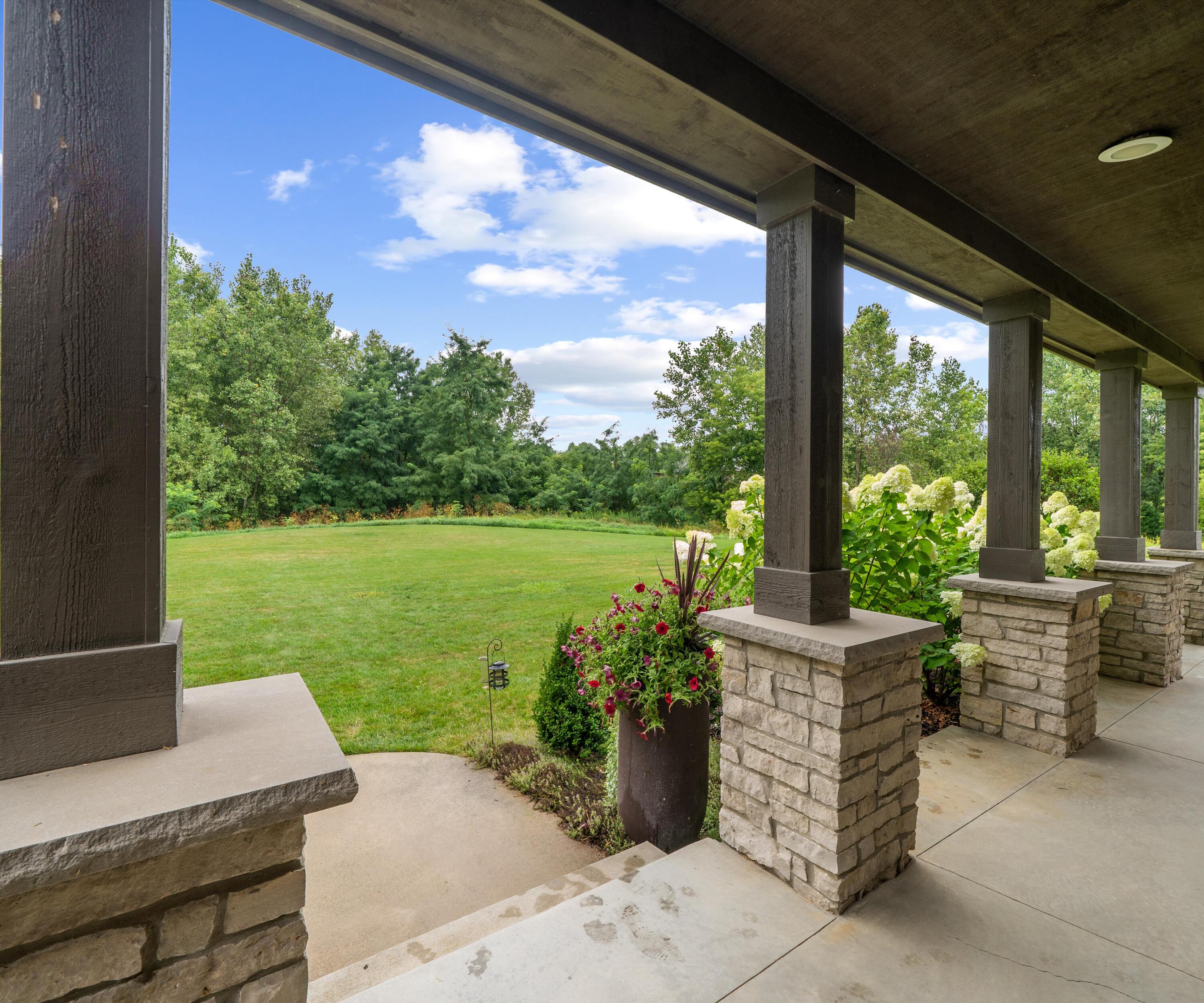 575 East Maple Road Milford, MI 48381 - Photo 8 of 44 The Brandt Benefti of this Cape Cod (7)