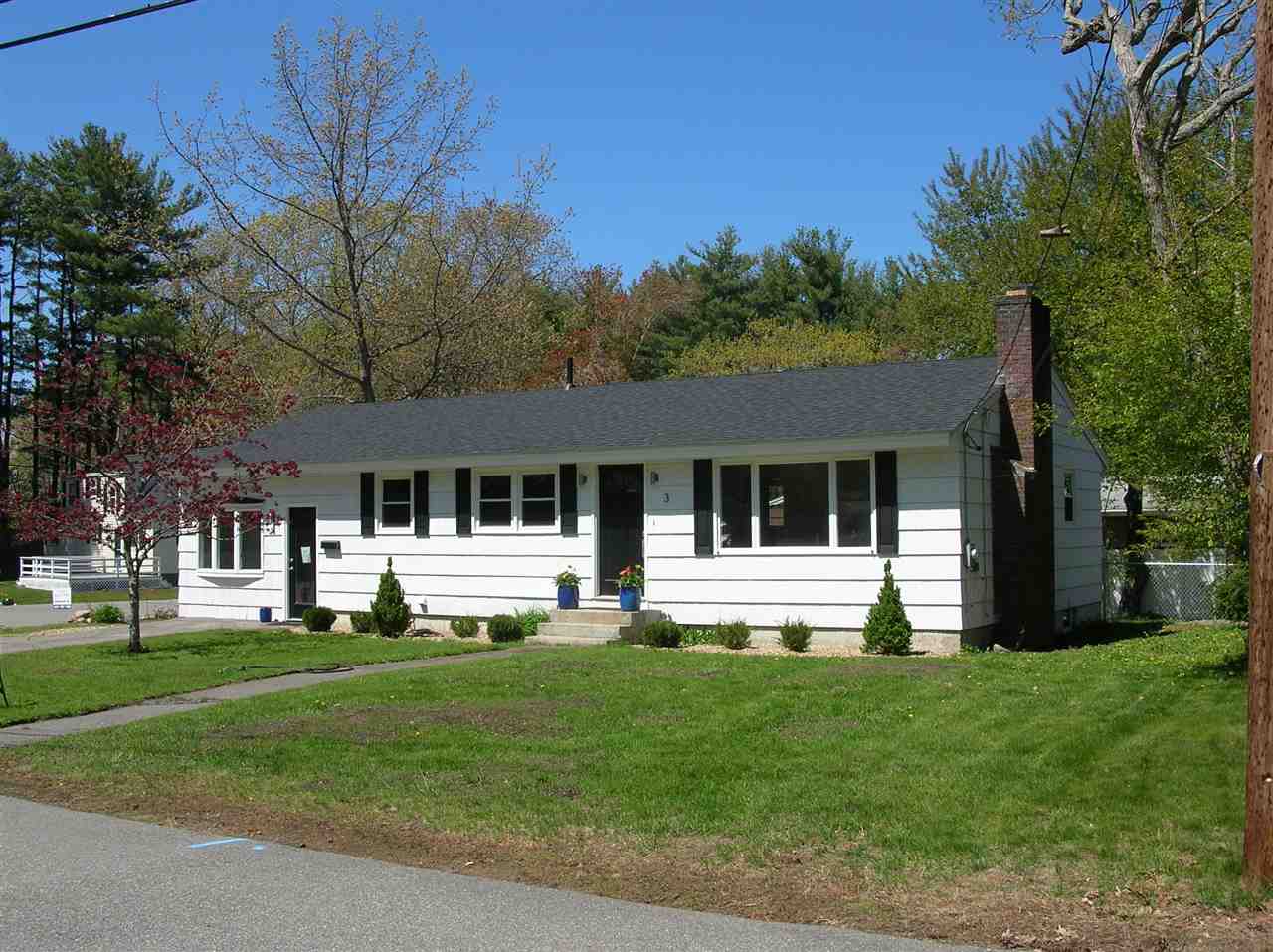 3 Edgewood Road Portsmouth, NH 03801 - Photo 1 of 36