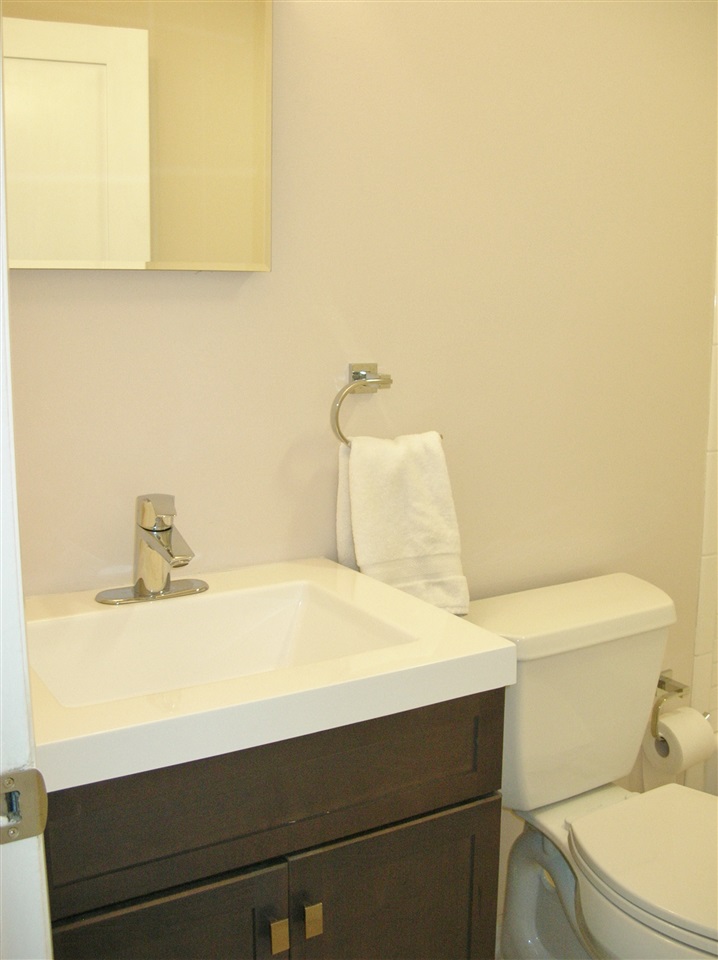 3 Edgewood Road Portsmouth, NH 03801 - Photo 19 of 36