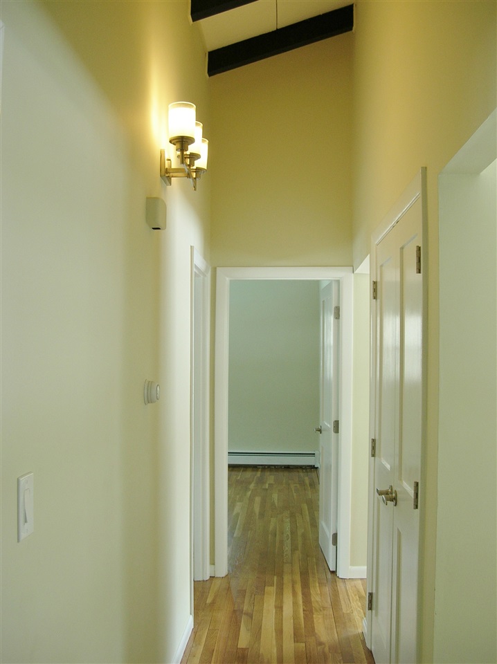 3 Edgewood Road Portsmouth, NH 03801 - Photo 8 of 36