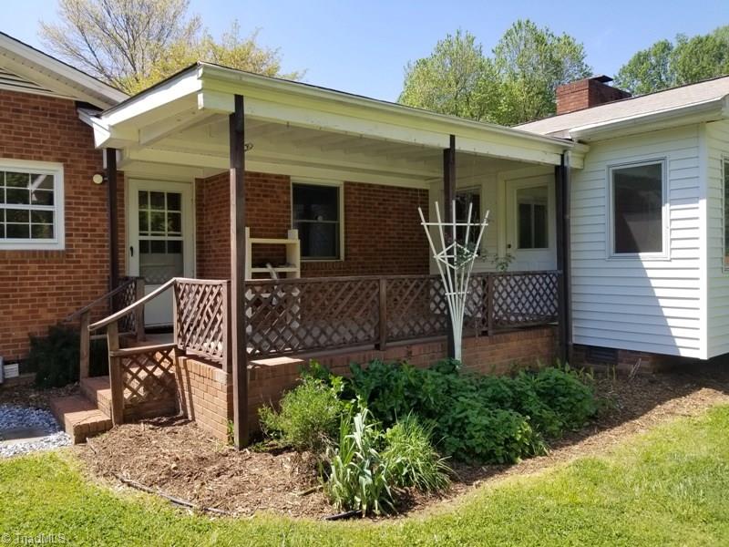 3910 Tanglebrook Road High Point, NC 27265 - Photo 23 of 26 Gallery Image 23