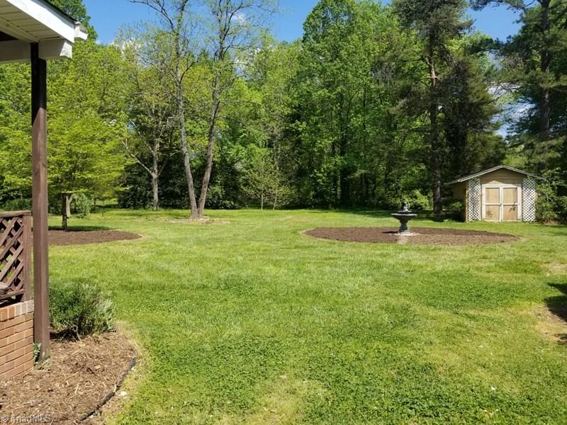 3910 Tanglebrook Road High Point, NC 27265 - Photo 24 of 26 Gallery Image 24