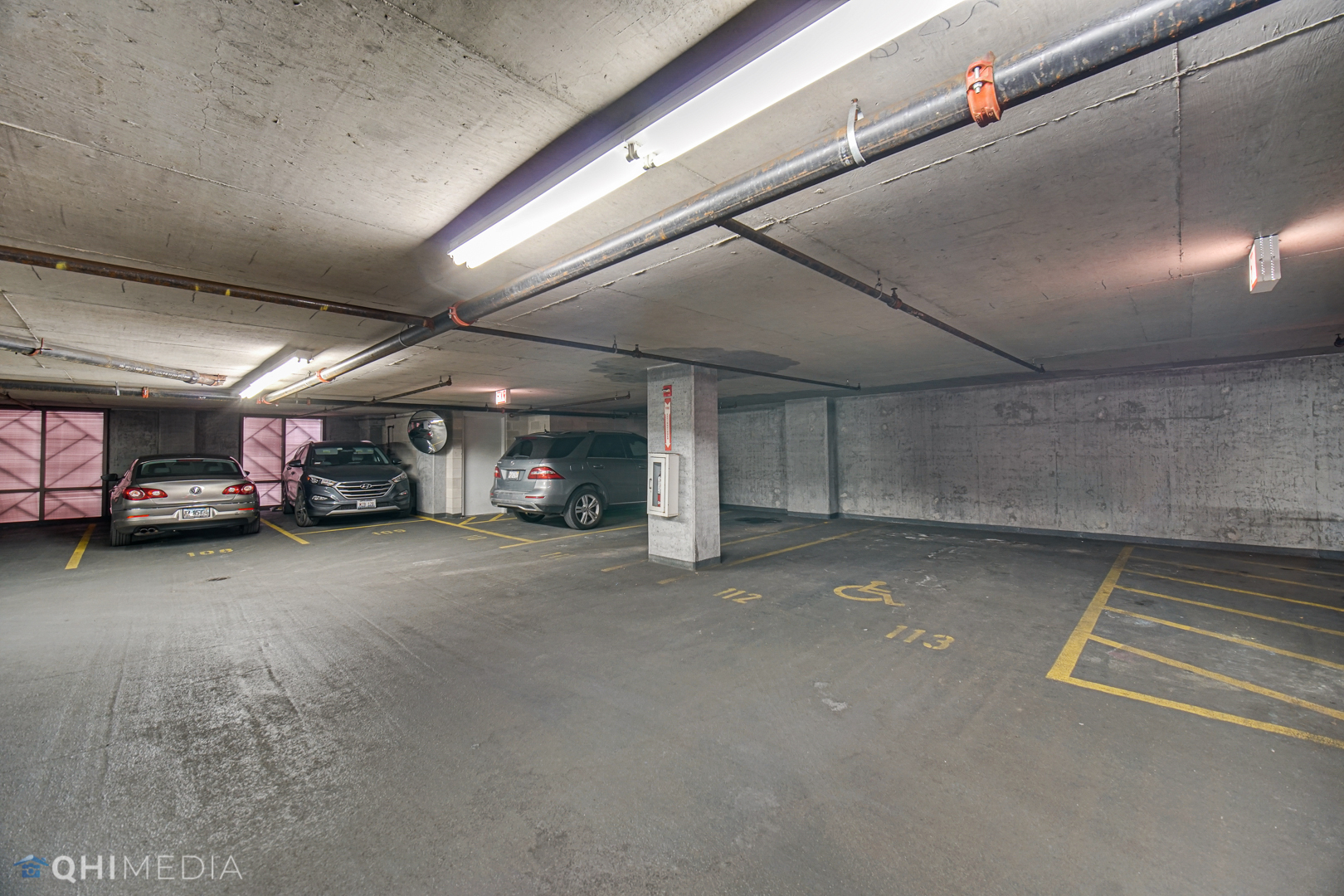 635 North Dearborn Street, Unit 1105 Chicago, IL 60654 - Photo 24 of 27 a view of parking area