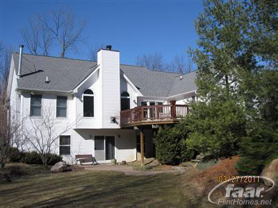 13140 Germany Road Fenton, MI 48430 - Photo 12 of 18 20284228-11.JPG