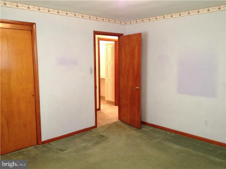 95 Lyons Road Fleetwood, PA 19522 - Photo 8 of 20 Gallery Image 8
