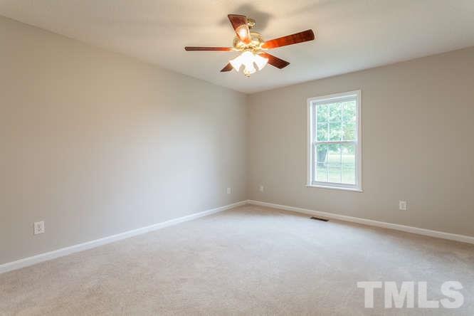 727 Wilson Jones Road Clayton, NC 27520 - Photo 13 of 21 Gallery Image 13