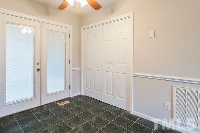 727 Wilson Jones Road Clayton, NC 27520 - Photo 6 of 21 Gallery Image 6