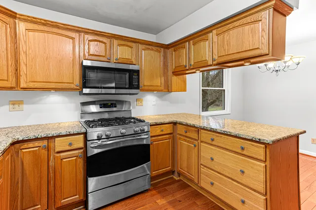 $510,000 | 21850 Natasha Lane, South Lyon, MI 48178