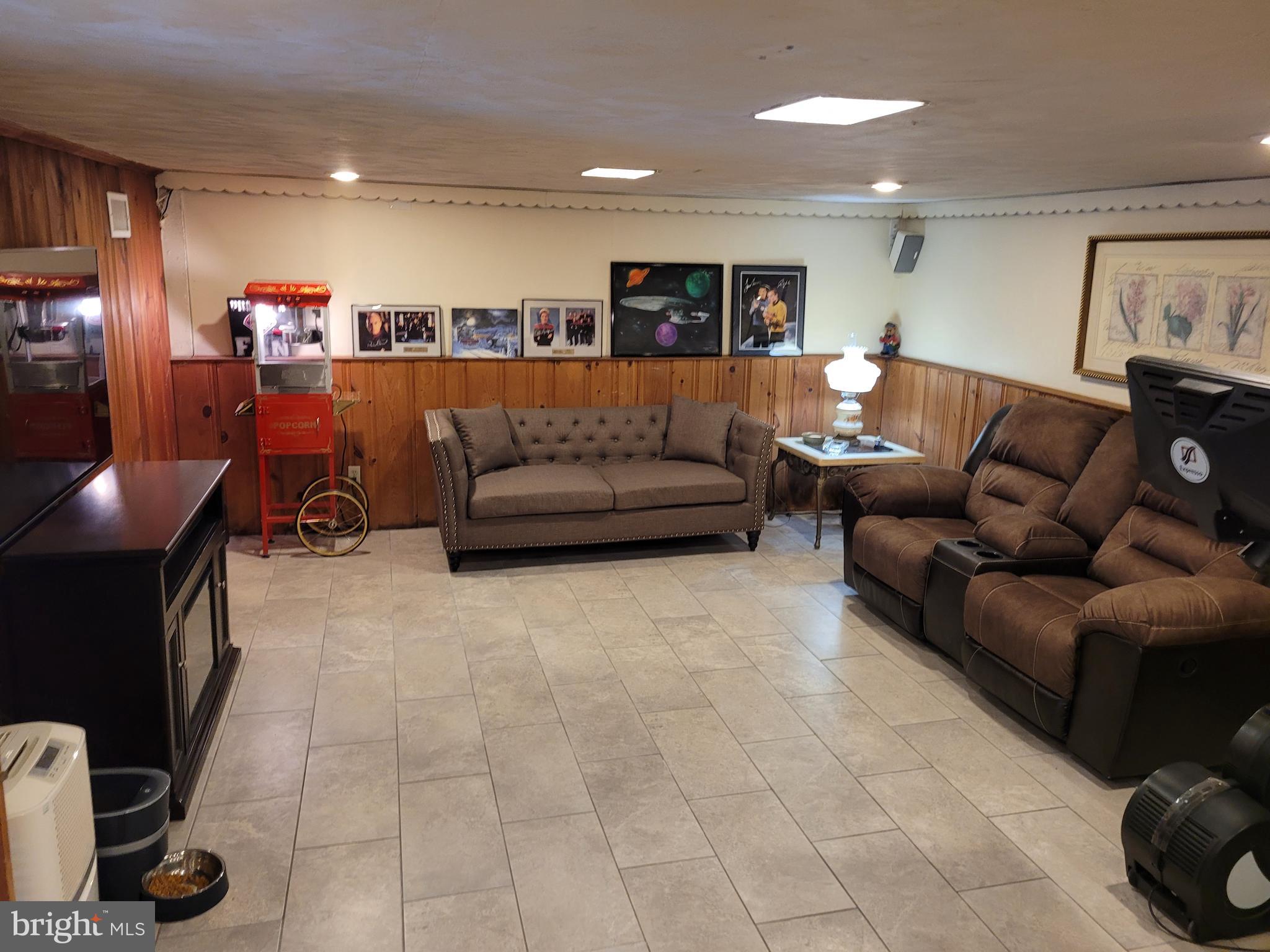 513 Wheatsheaf Road Springfield, PA 19064 - Photo 41 of 51