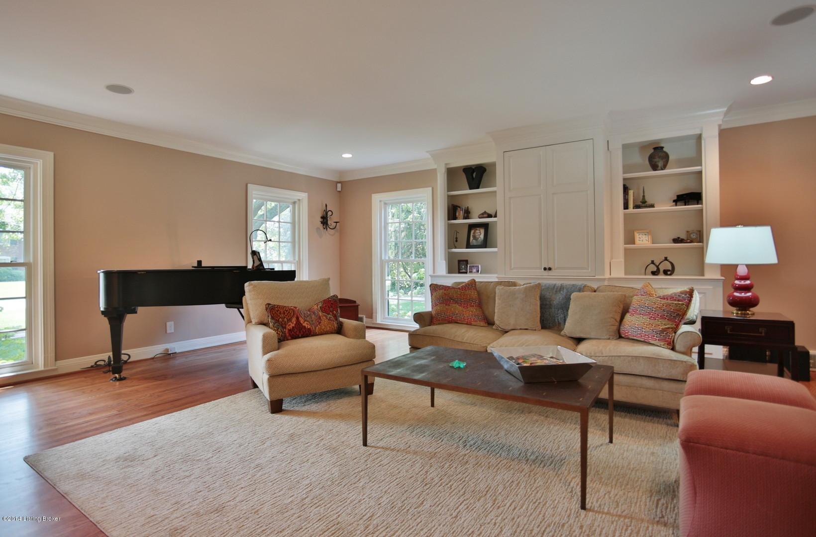 44 Harwood Road Louisville, KY 40222 - Photo 5 of 33 Living room