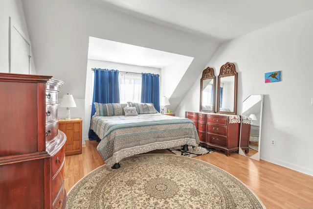 $299,000 | 22 Montoya Drive, Unit 2, Branford, CT 06405