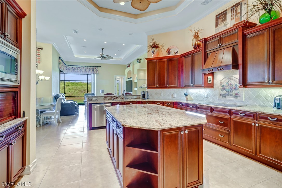 2891 68th Street Southwest Naples, FL 34105 - Photo 22 of 31 Gallery Image 22