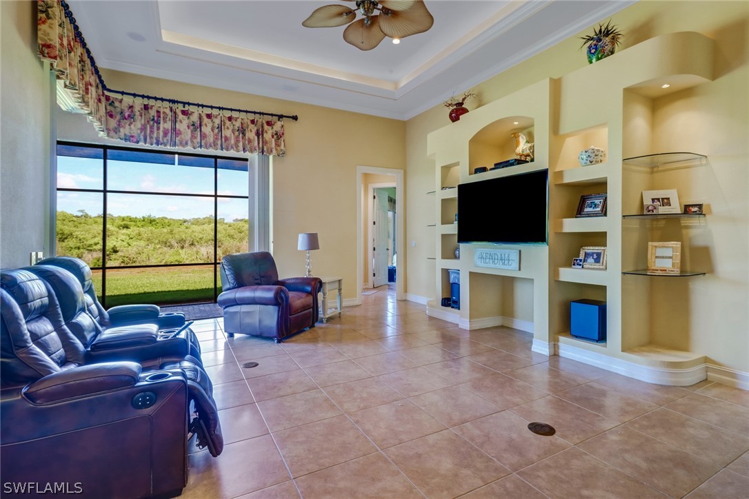 2891 68th Street Southwest Naples, FL 34105 - Photo 9 of 31 Gallery Image 9