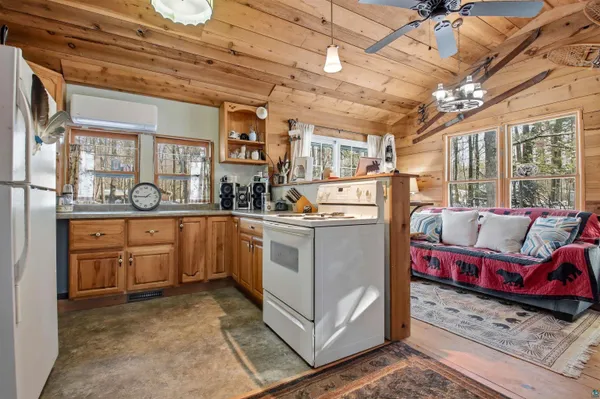 $195,900 | 7953 North Wonder Avenue, Hayward, WI 54843