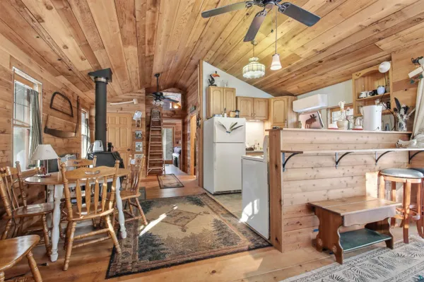 $195,900 | 7953 North Wonder Avenue, Hayward, WI 54843