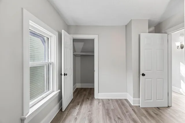 $255,000 | 682 Fairview Avenue North, St. Paul, MN 55104