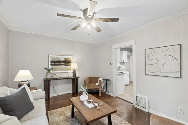 $255,000 | 682 Fairview Avenue North, St. Paul, MN 55104